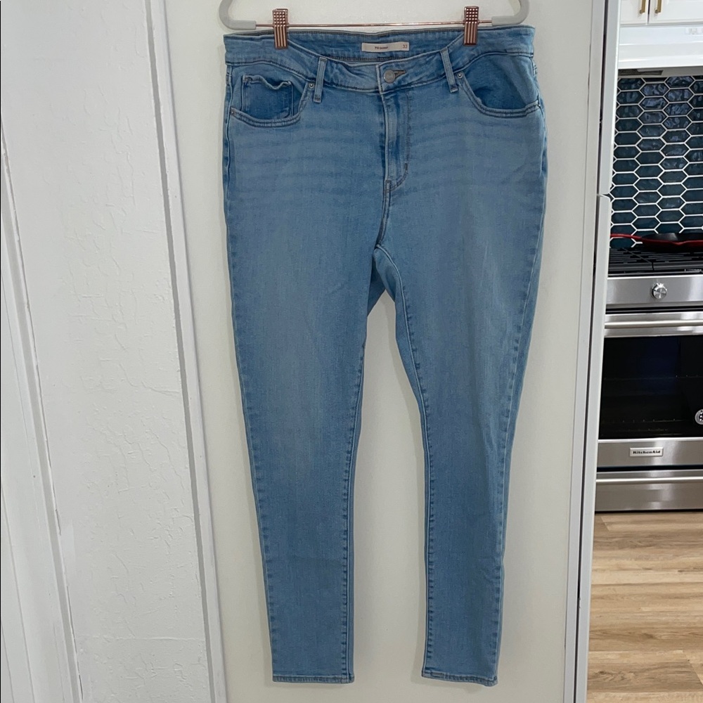 Levi's Sky Blue Skinny Jeans